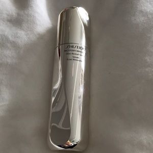 Shiseido BIo-PERFORMANCE Glow Revival Serum